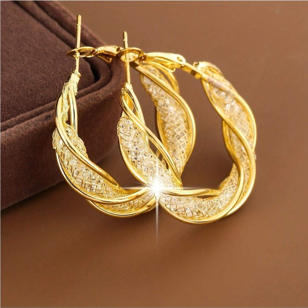 Hoop earrings inlaid with shiny zirconia, 18k gold plated